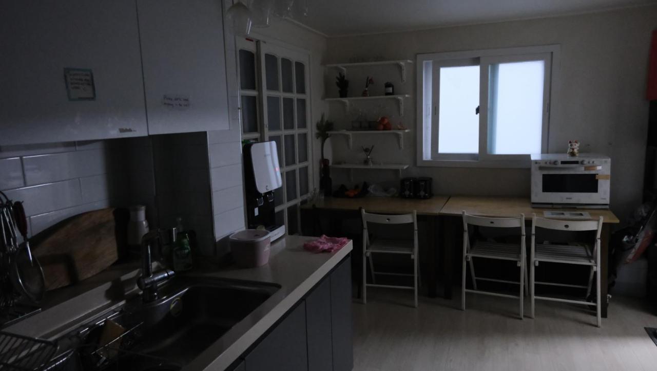 Jinho'S Guest House Seoul Bagian luar foto