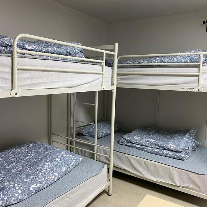 Jinho'S Guest House Seoul Ruang foto