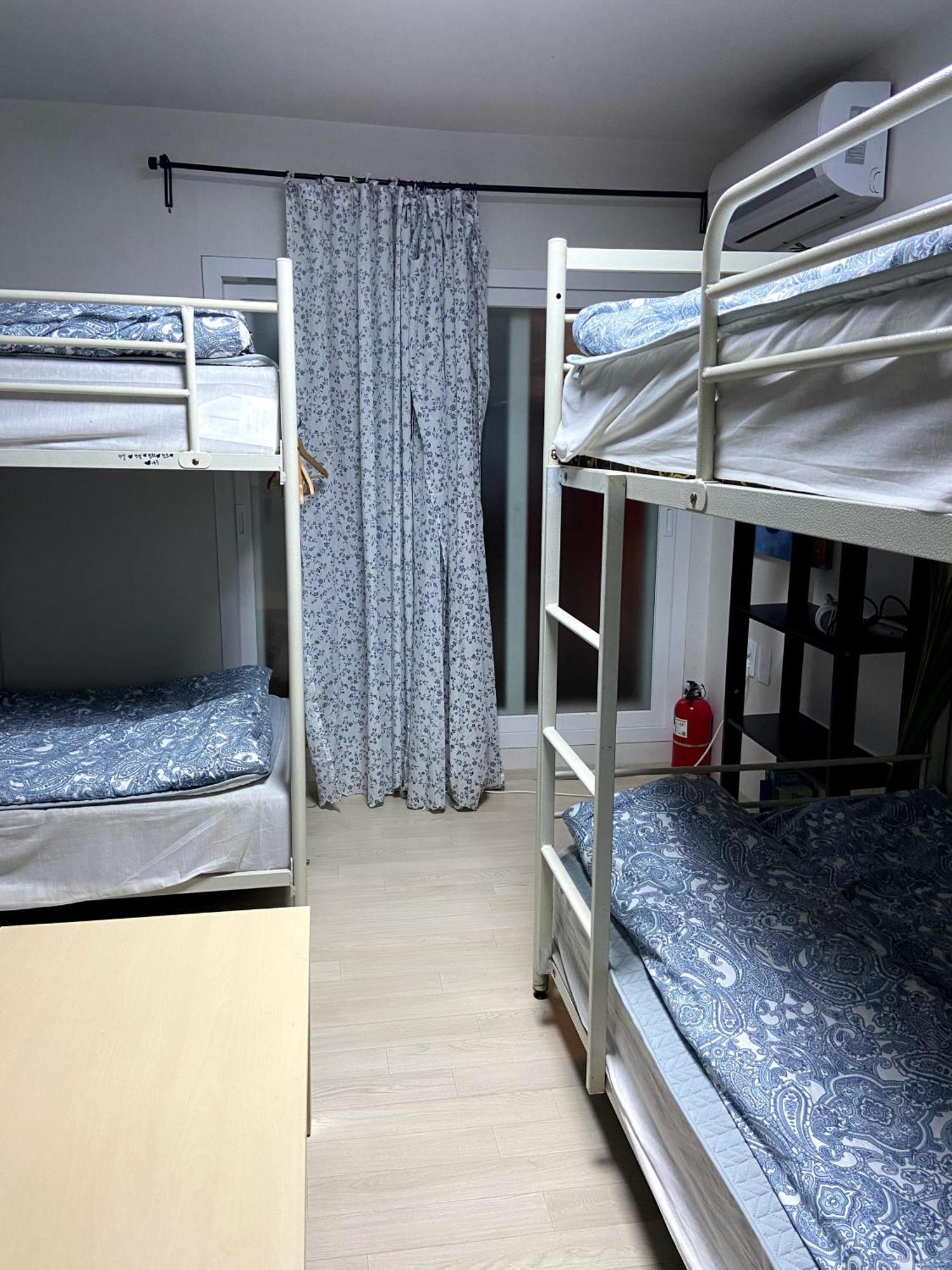Jinho'S Guest House Seoul Ruang foto